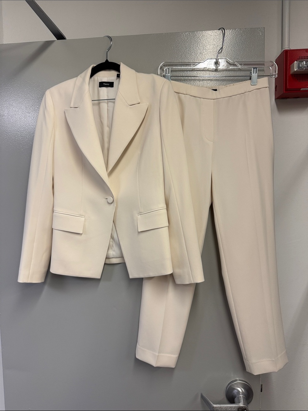 Theory Cream Women's Two-Piece Tailored Suit Jacket & Pants